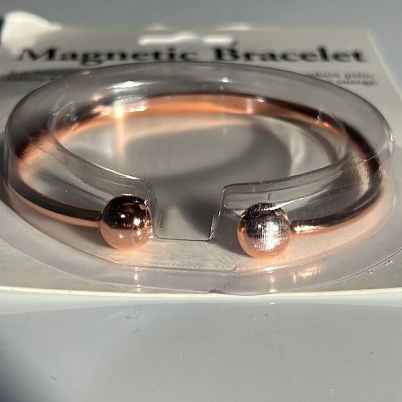 Bundle 3 for $15 Magnetic Bracelet One Size Fits All - Picture 5 of 6